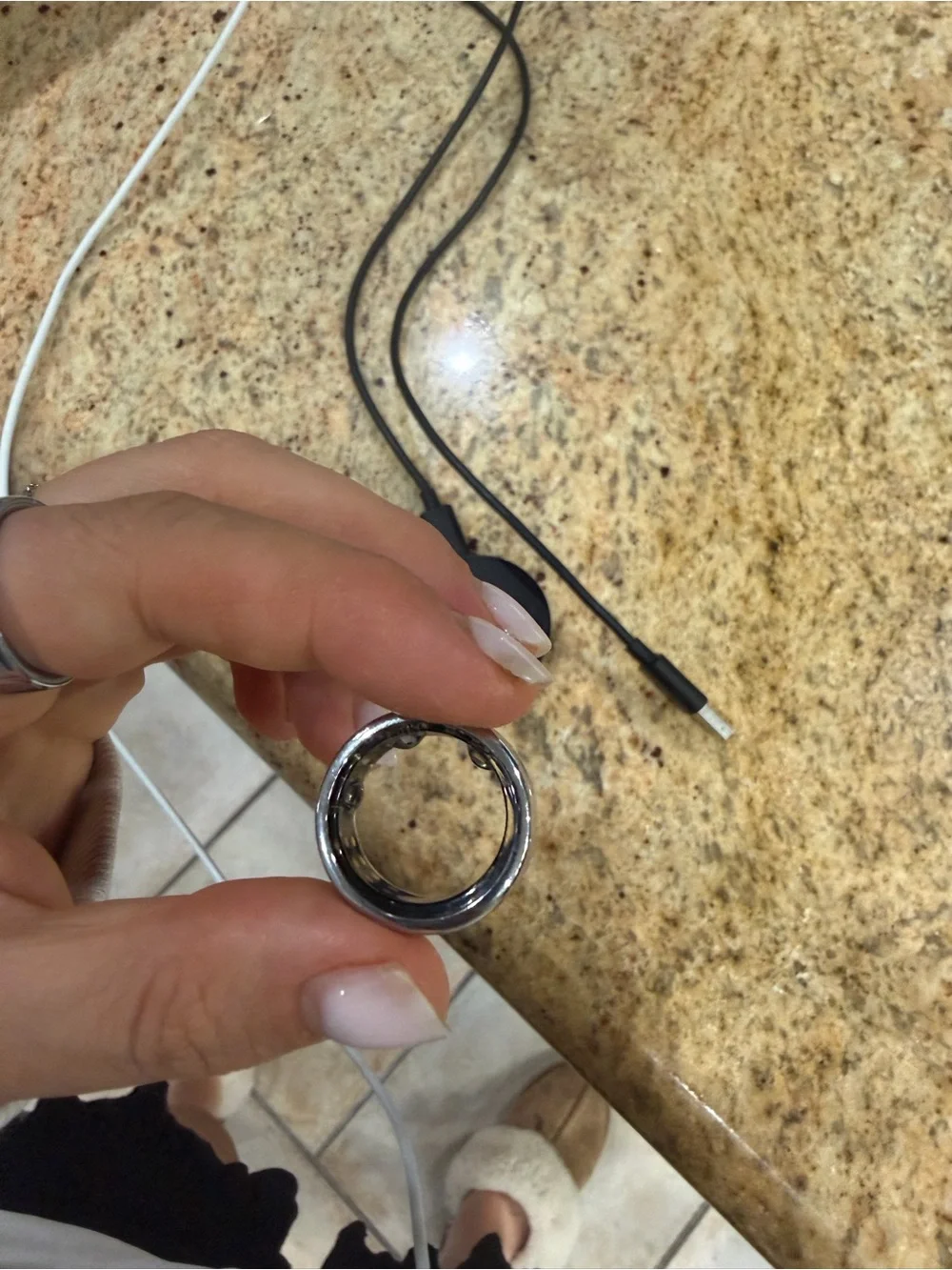 Oura Black Charging Dock with Cable
